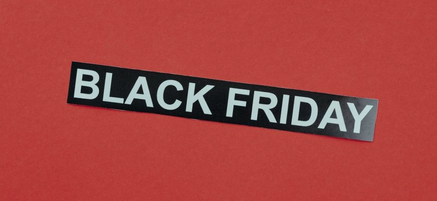 Black Friday and Cyber Monday Checklist for Ecommerce Retailers